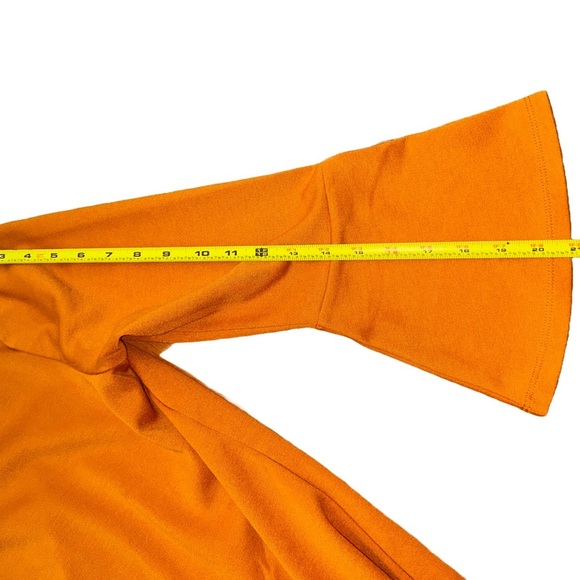 Ann Taylor Factory Burnt Orange Top with Bell Sleeves Size Large - Picture 6 of 8